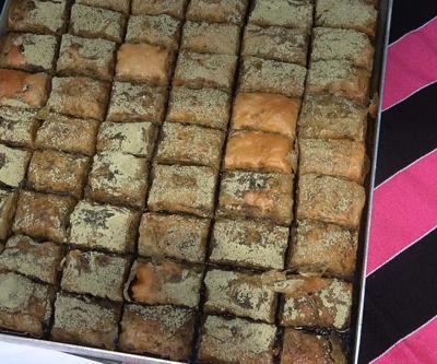 Baklavanın Böylesini İlk Kez Duyacaksınız Rizede İlgi Odağı Oldu... Tadan Bir Daha İstedi