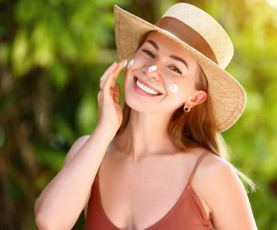 Dermatologdan Yazın Cildinizi Işıl Işıl Parlatacak 9 Etkili Öneri
