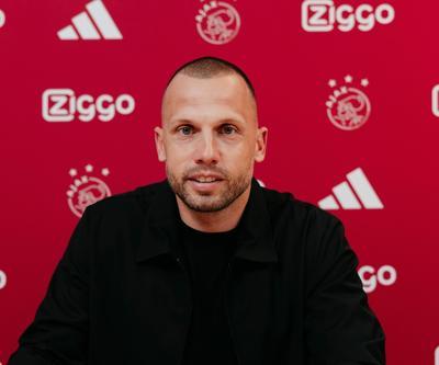 Ajaxın yeni teknik direktörü John Heitinga oldu