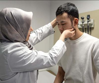 21 Yaşındaki Genç Bir Milyonda Bir Görülen Hastalığı Yendi