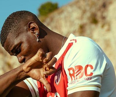 Paul Pogba, futbola Monaco ile döndü