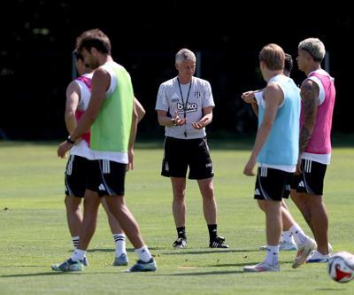 Beşiktaş, Solskjaerin ekibine Türk hoca arıyor