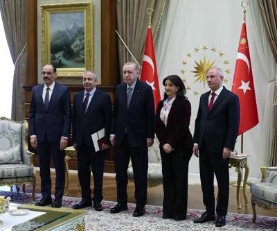 SON DAKİKA Cumhurbaşkanı Erdoğan yarın 15.00te DEM Parti heyetini kabul edecek