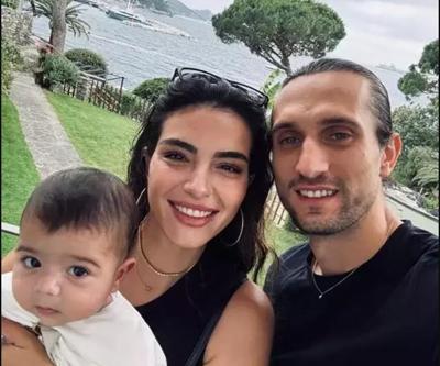 Melisa Aslı Pamuk ve Yusuf Yazıcı’dan Mutlu Aile Fotoğrafı Mylan Bebeğin Yeni Hali Ortaya Çıktı
