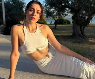 Cemre Bayselin Tatil Paylaşımları Göz Kamaştıran Pozlarıyla Yazı Karşıladı