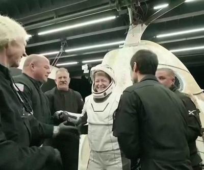 20 günlük uzay görevini tamamlayan 4 astronot döndü