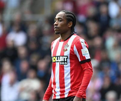 Beşiktaş taraftarı bekliyordu Kyle Walker-Peters’ın gelişi rötar üstüne rötar yedi...