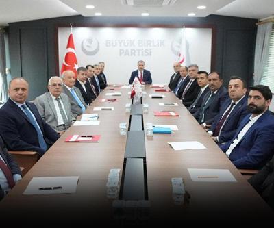 BBP: DEM Partisi tüm il ve ilçe binalarına Türk Bayrağı asmalıdır