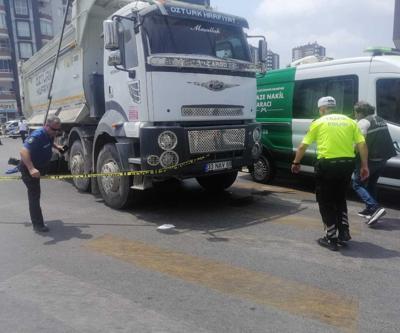 Mersin’de motosiklet, kamyonun altında kaldı: 1 ölü, 1 ağır yaralı