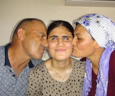 Engel tanımayan azim Görme engelli Nazalin’den ilham dolu başarı: Annesinin sesiyle ilk 10 bine