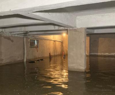 Ankarayı sağanak vurdu: Sokaklar göle döndü, ev ve iş yerlerini su bastı