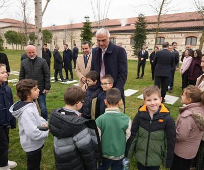 İki İznik Çinisi yıllar sonra yeniden Türkiye’de