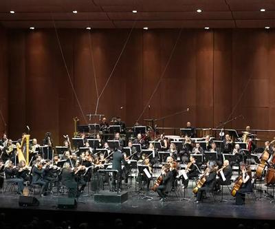 AKM’DE SENFONİK GECE | Azerbaycanlı sanatçı Eldar Mansurov eserleri sahnede