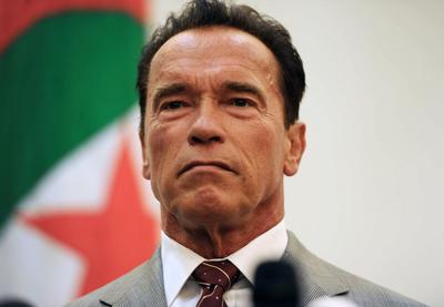 Arnold Schwarzenegger Cezayirde büro açıyor