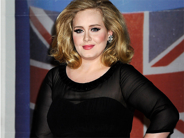 Adele, Oscar töreninde sahneye çıkacak
