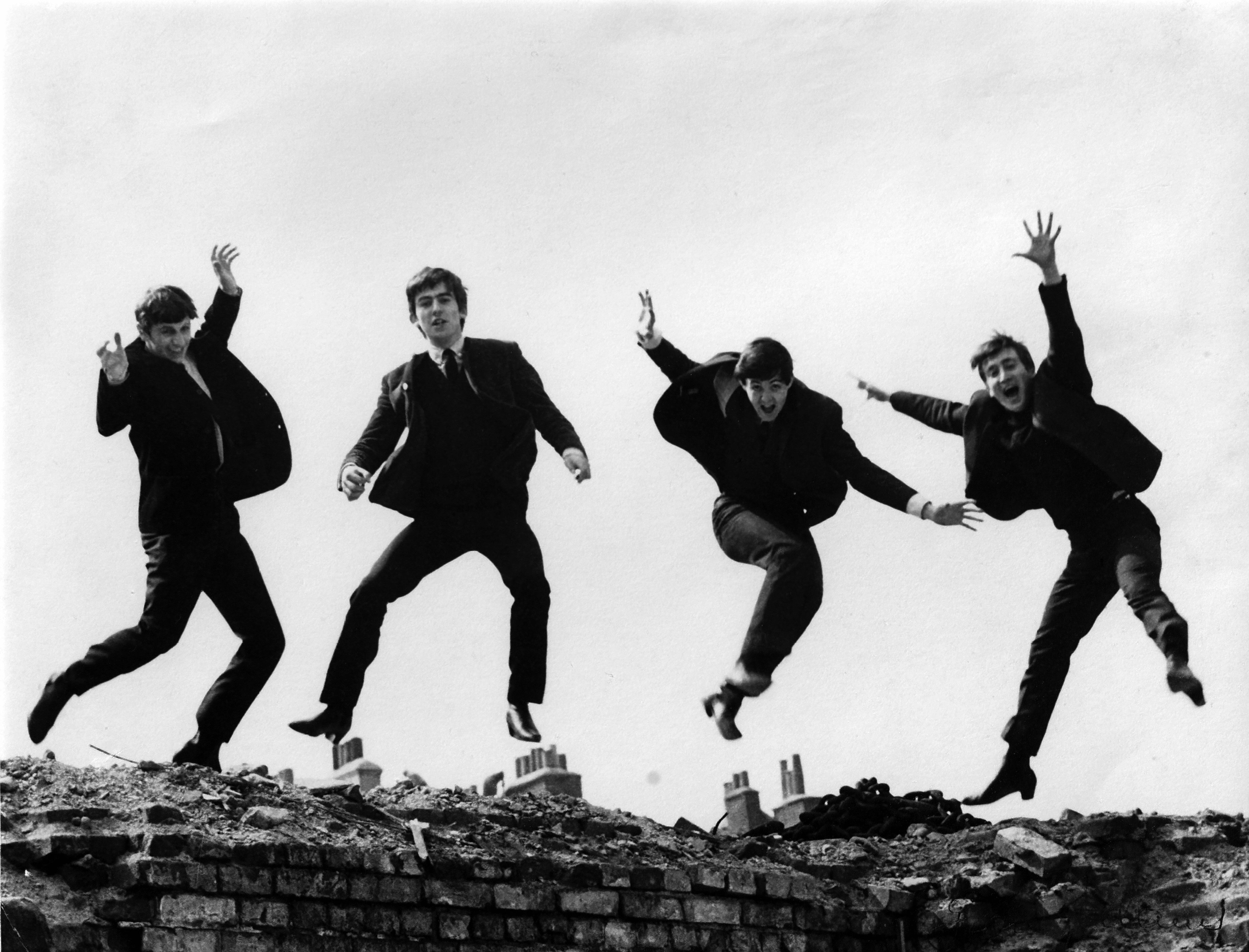 Beatlesın yayınlanmamış fotoğrafları satışa çıkıyor