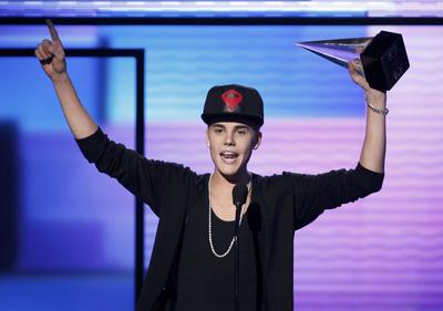 Yılın en iyisi Justin Bieber oldu