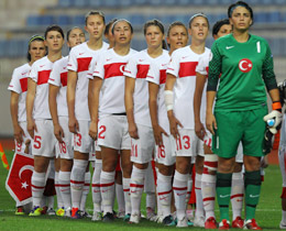 A Milli Kadın Futbol Takımı, İsviçre karşısında