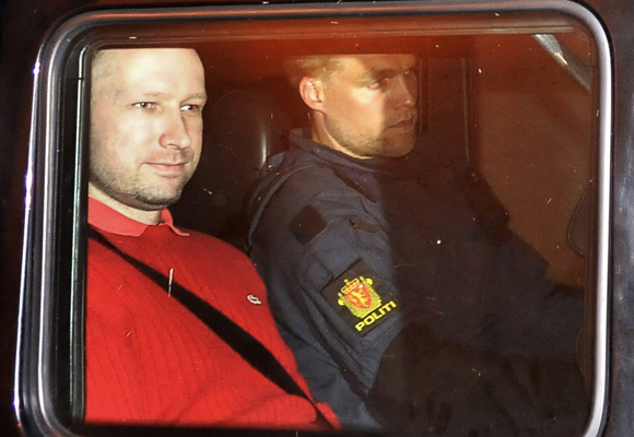 Breivik: Yine saldırırdım