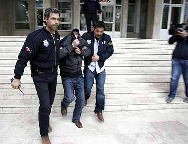 Çillioğlu soruşturması: 8 asker tutuklandı