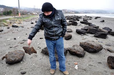 Zonguldak sahilinde atık paniği