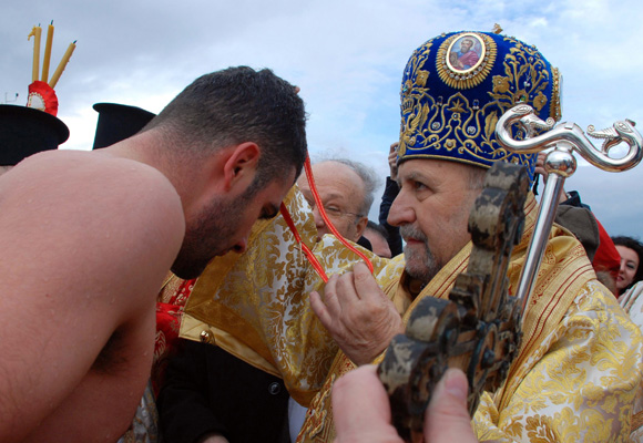 Ortodokslar, Hz. İsanın vaftiz edilişinin yıl dönümünü kutladı