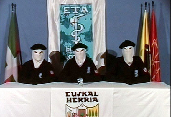 ETAnın siyasi kanadı feshedildi