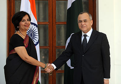 Hindistan-Pakistan 15 ay sonra görüşüyor
