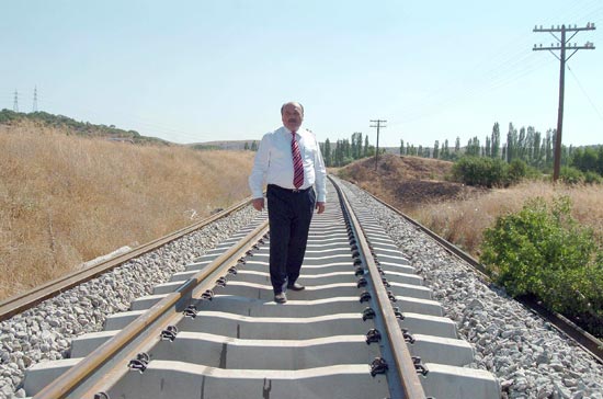 Demiryolları 2009 sonunda özel sektöre açılıyor