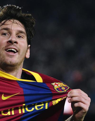 Messi formasına kavuşuyor