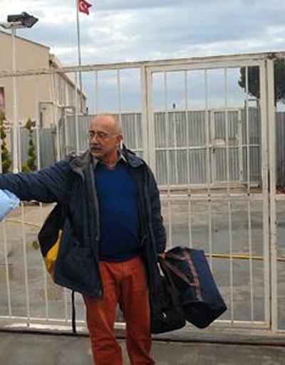 Sevan Nişanyan 64 günde 3 cezaevi gezdi