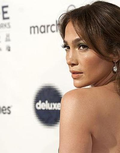 Jennifer Lopez hala 10 albüm önceki aynı kız