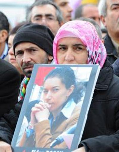 Pariste öldürülen 3 PKKlı kadına anma