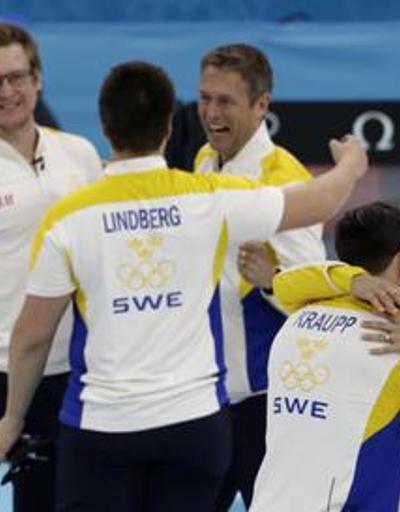 Erkekler curlingde bronz madalya İsveçin