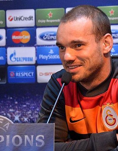 Sneijder: Mourinhoyla sahada dost olmamız mümkün değil