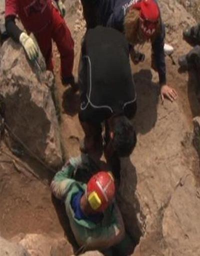 Eskişehirde mağarada mahsur kalan defineci kurtarıldı