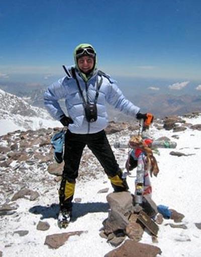 Everestteki çığda kaybolan Türk profesörden iyi haber