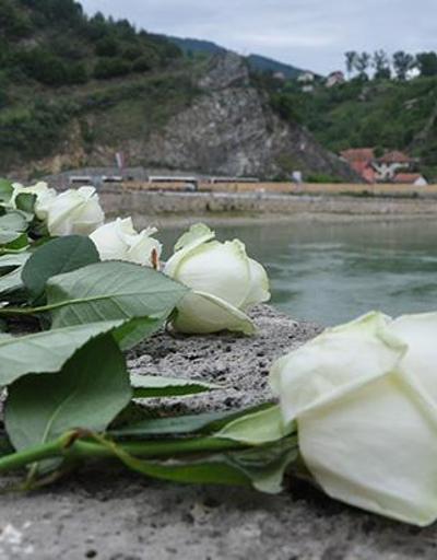 Bosnada selin ardından yeni toplu mezarlar ortaya çıktı