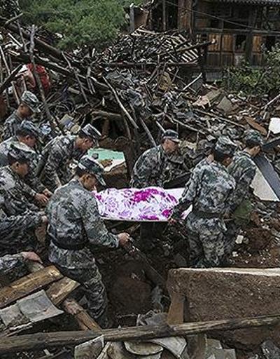 Çin’de 6,3 büyüklüğünde deprem: 381 ölü