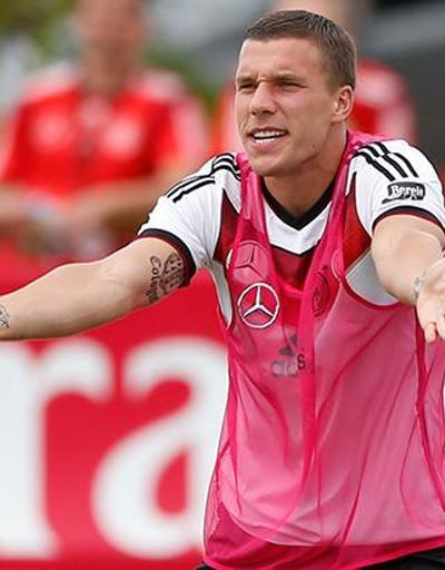 Alman basını: Galatasaray Podolskiyi transfer etti