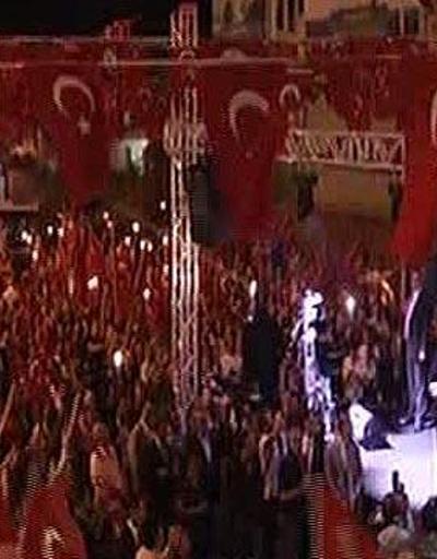 Kılıçdaroğlu Maltepede 30 Ağustos kutlamasına katıldı