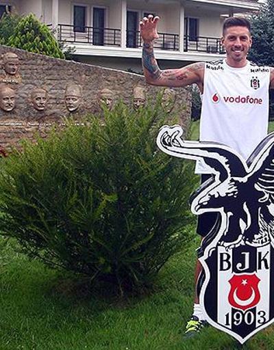 Beşiktaş Jose Ernesto Sosayı kiraladı