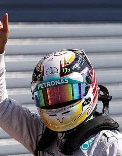 F1 İtalyada pole-position Lewis Hamiltonın