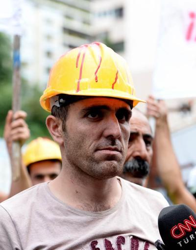 İşçiler Torun Centerın önünde kanlı baretleriyle eylem yaptılar