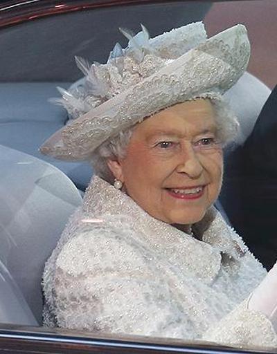 Kraliçe 2. Elizabeth sessizliğini bozdu