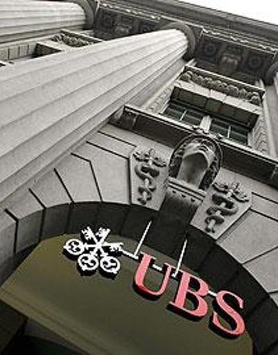 UBS zarar ederken, Swiss Re kar etti