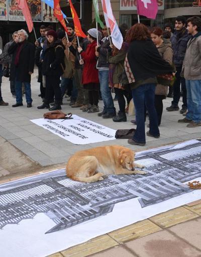 Eskişehirde ilginç Cumhurbaşkanlığı Sarayı protestosu