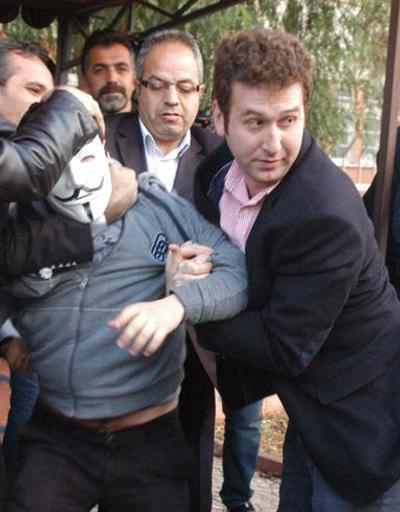 Osmanlıca protestosuna yaka paça gözaltı