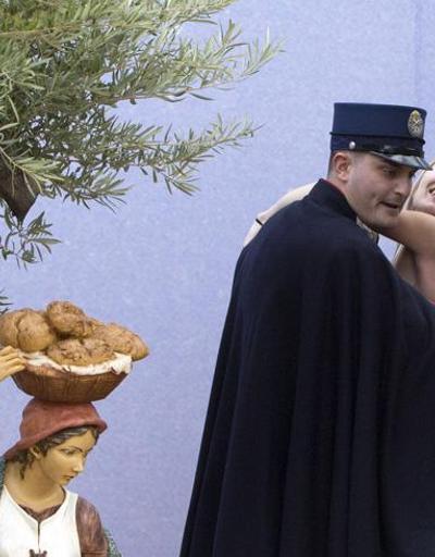 İsayı çalan FEMEN üyesinin Vatikana girişi yasaklandı