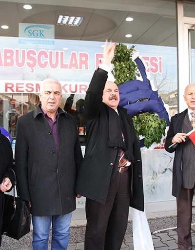 AK Partili Tülay Babuşçuya MHPlilerden protesto